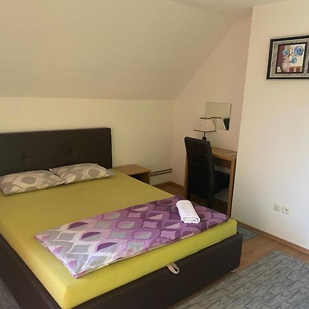 Tesanj Restoran&Motel And Apartmants Lovacka Prica מראה חיצוני תמונה